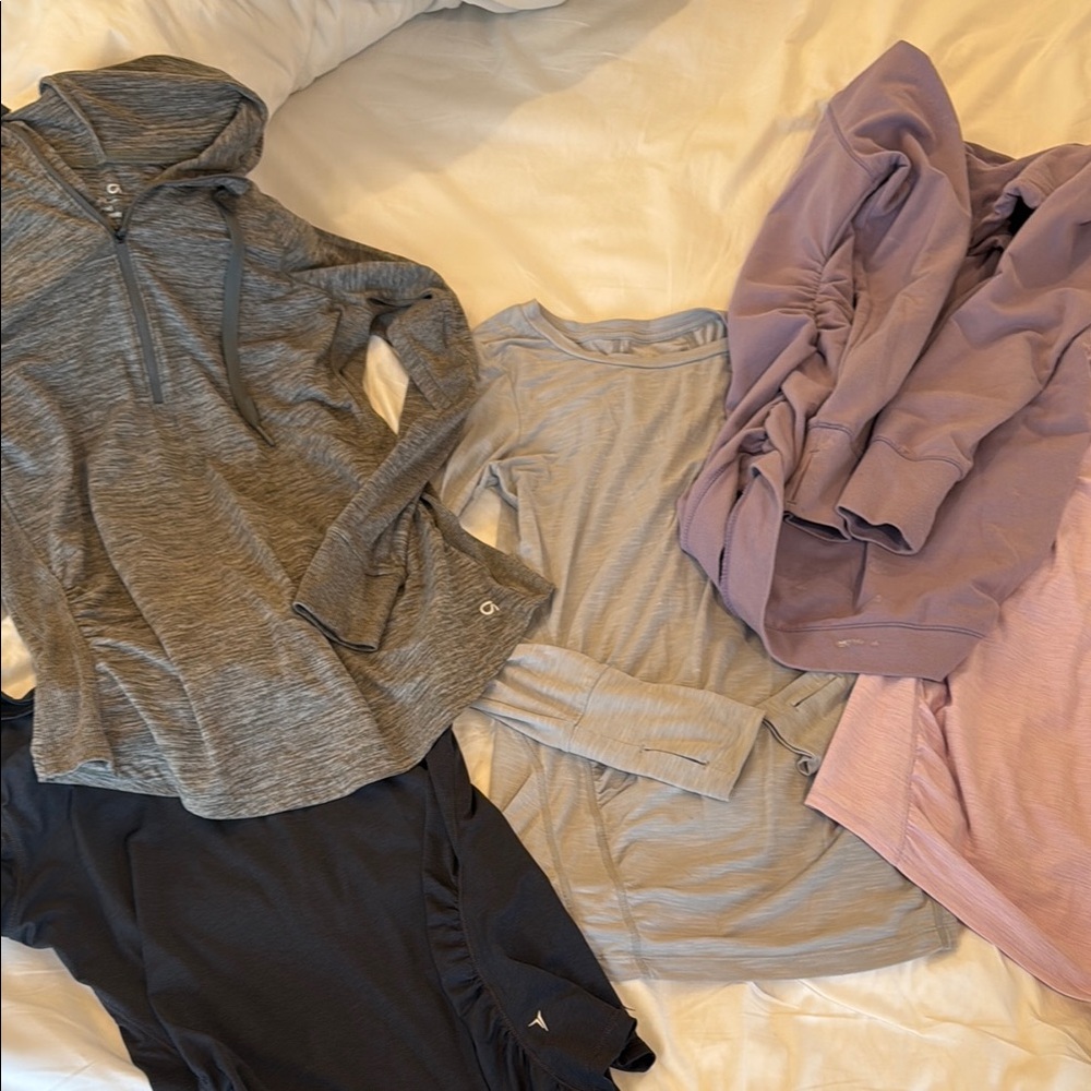 Maternity athletic work out tops 5 total all sold together Gray, Purple, Black